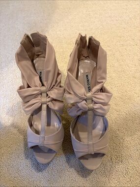 Marco Santi Blush Pink T-Strap Bow Heels